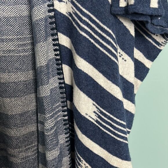 Marine Layer Capetown Wrap XS/S - Picture 6 of 8